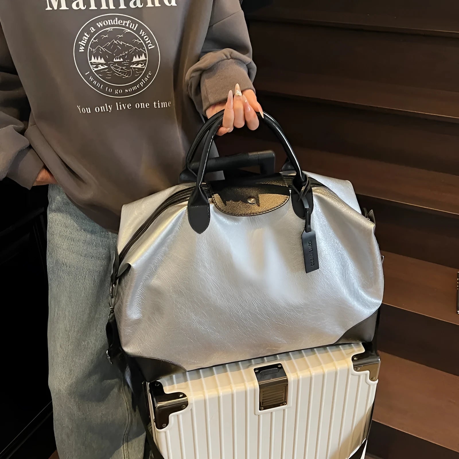 Large Capacity Hand-carrying Short Travel Travel Bag For Women PU Material Breathable Ultra-light Wear-resistant Burden-reducing 36-55L Black Silver