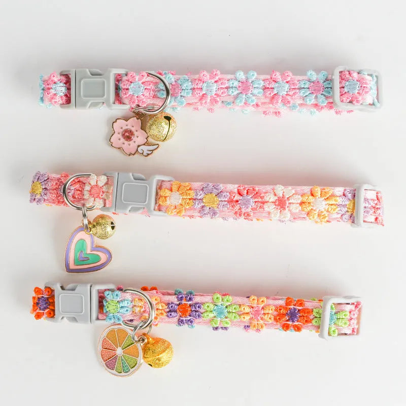 Lace embroidery trim bell cat collar in flower, lemon, or love style, polyester, free size