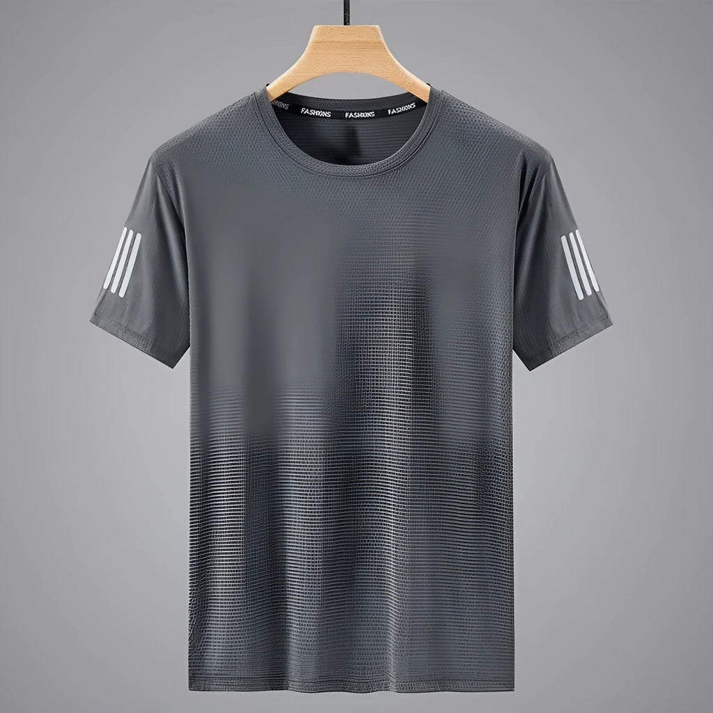 Men's summer solid colour ice T-shirt in black polyester bird eye cloth with round neck and short sleeves on a plain background