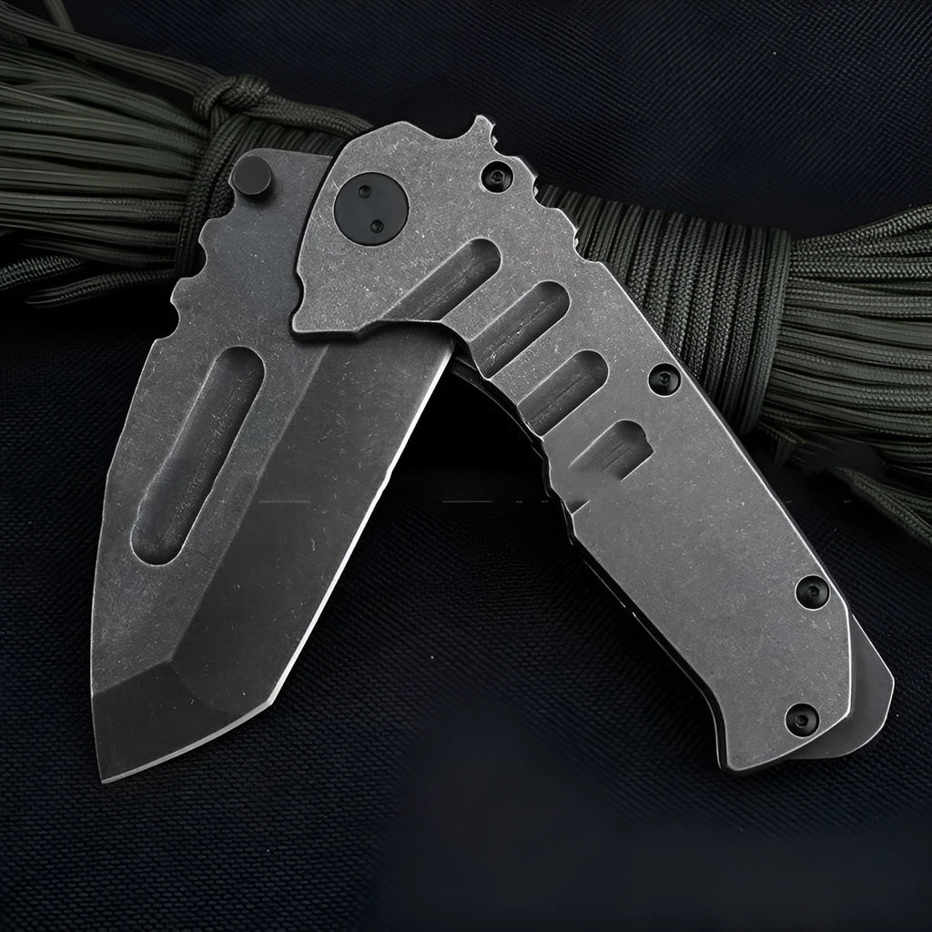 Outdoor folding knife with D2 steel blade, 22 cm overall length, 9 cm blade, and 130 mm handle in 907 style