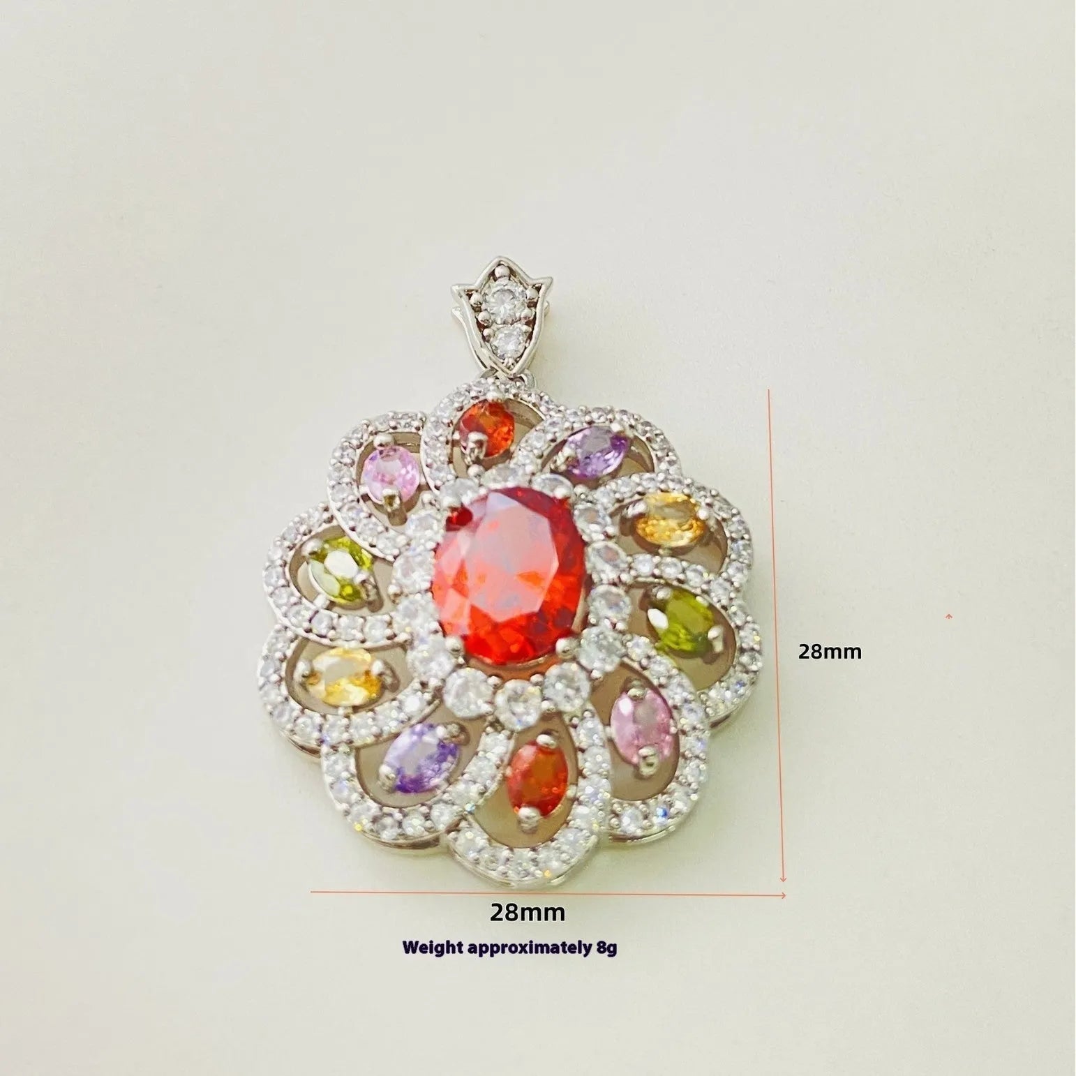 Women's flower-shaped zircon pendant necklace in gold, champagne gold and platinum colour finishes