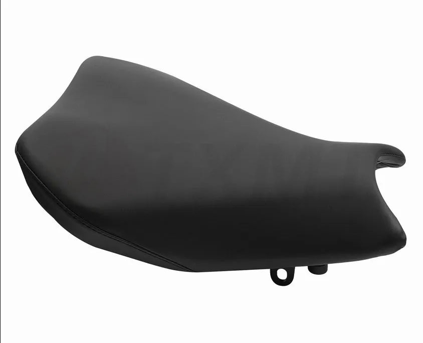 Black PU leather seat protector bag fitted on a Suzuki GSXR1000 motorcycle seat