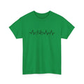Fresh green short-sleeve cotton top with a niche white letter print on the front, showing a regular fit.
