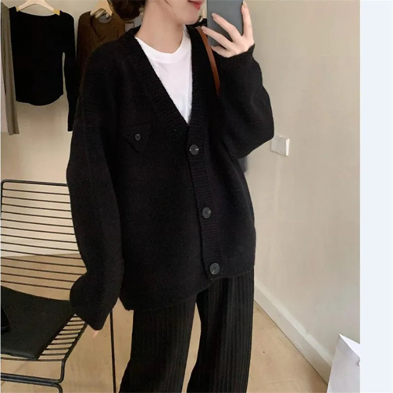 Loose solid colour cardigan top for women, long sleeves, available in khaki black gray green