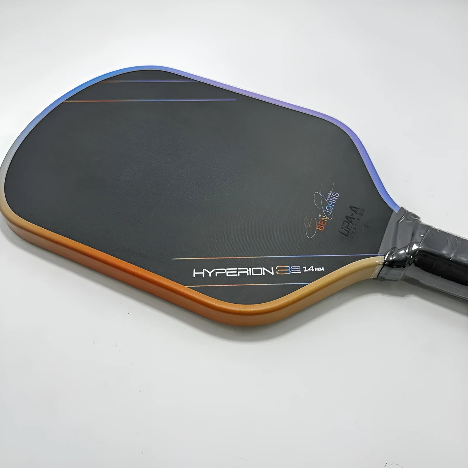 Aurora Multicolor Hyperion 3s pickleball racket with T700 carbon fibre construction and honeycomb core