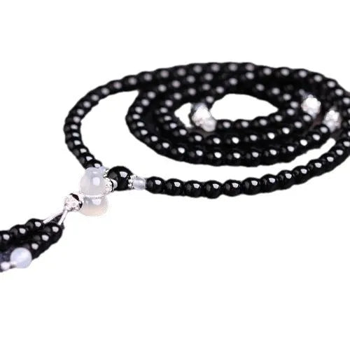 108-bead black and red agate geometric bracelet for men and women.