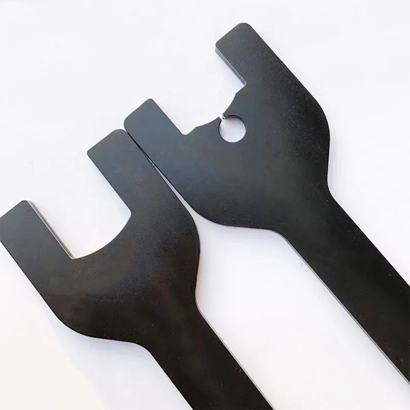Land Rover 36mm and 40mm alloy steel fan wrench set for automotive repair.