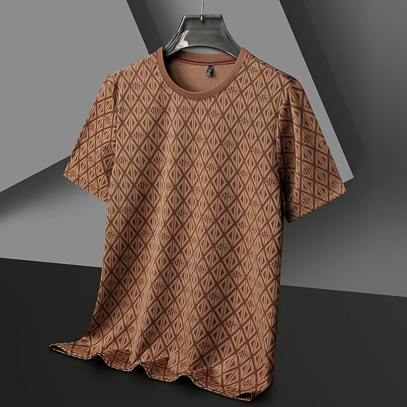 Man wearing a solid colour loose-fit Jacquard pattern short sleeve t-shirt for casual leisure.