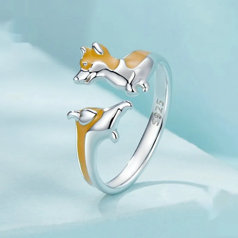 Adjustable silver corgi cartoon ring with electroplated finish in SCR1014-E colour.