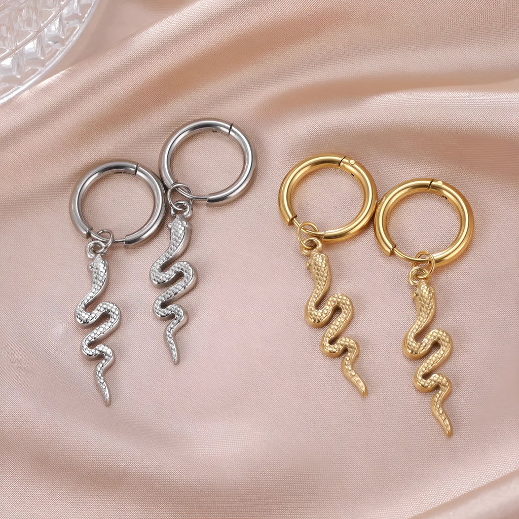 Snake-shaped vintage earrings with 18K gold-plated stainless steel construction in gold colour