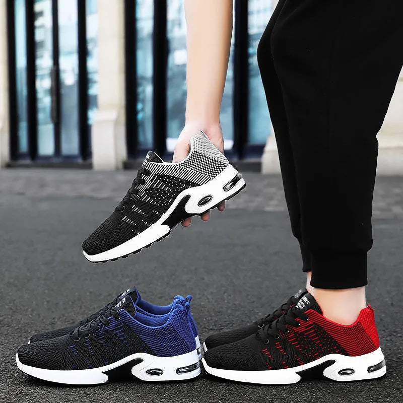 Men's flyknit mesh breathable casual soft sole low-top lace-up sneakers in black and gray