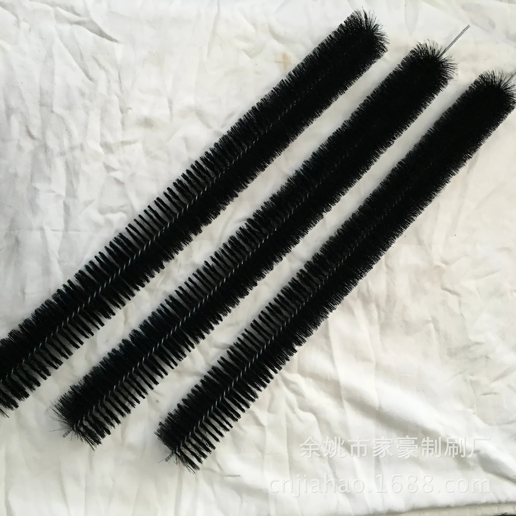 Roof sink fallen leaves filter brush with black PP body and nylon bristles 100CM length