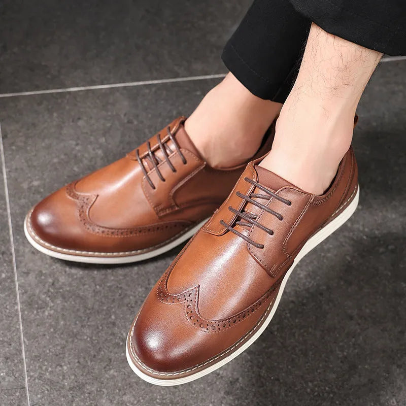 Men's black and brown slip-on casual shoes with a round toe and low-top PU upper.