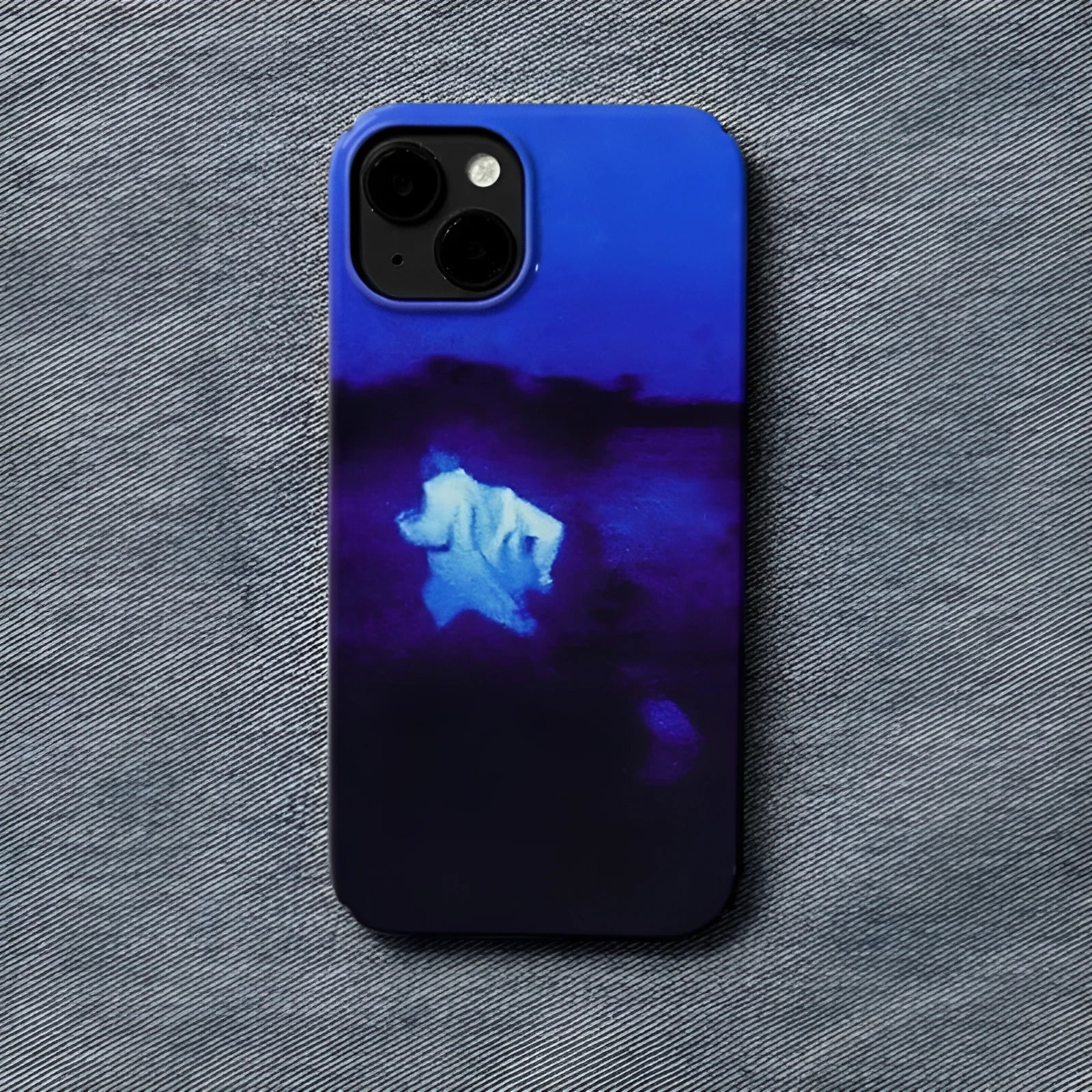 Glossy Fine Hole Niche Art Phone Case for Apple iPhone 15 14 13 12 11 Pro Max Plus Mini Hard Shell Protective Cover Compatible with Multiple iPhone Models Trendy Fashion Design