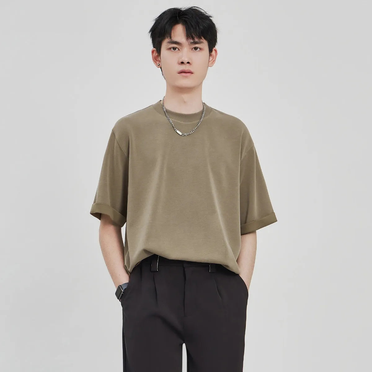 Men's brown drape knit loose t-shirt with short sleeves and casual fit