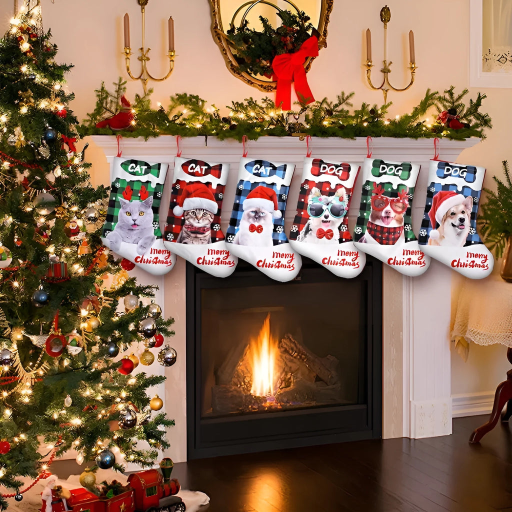 Printed puppy cat Christmas fabric decoration with plaid patterns measuring 26x36cm