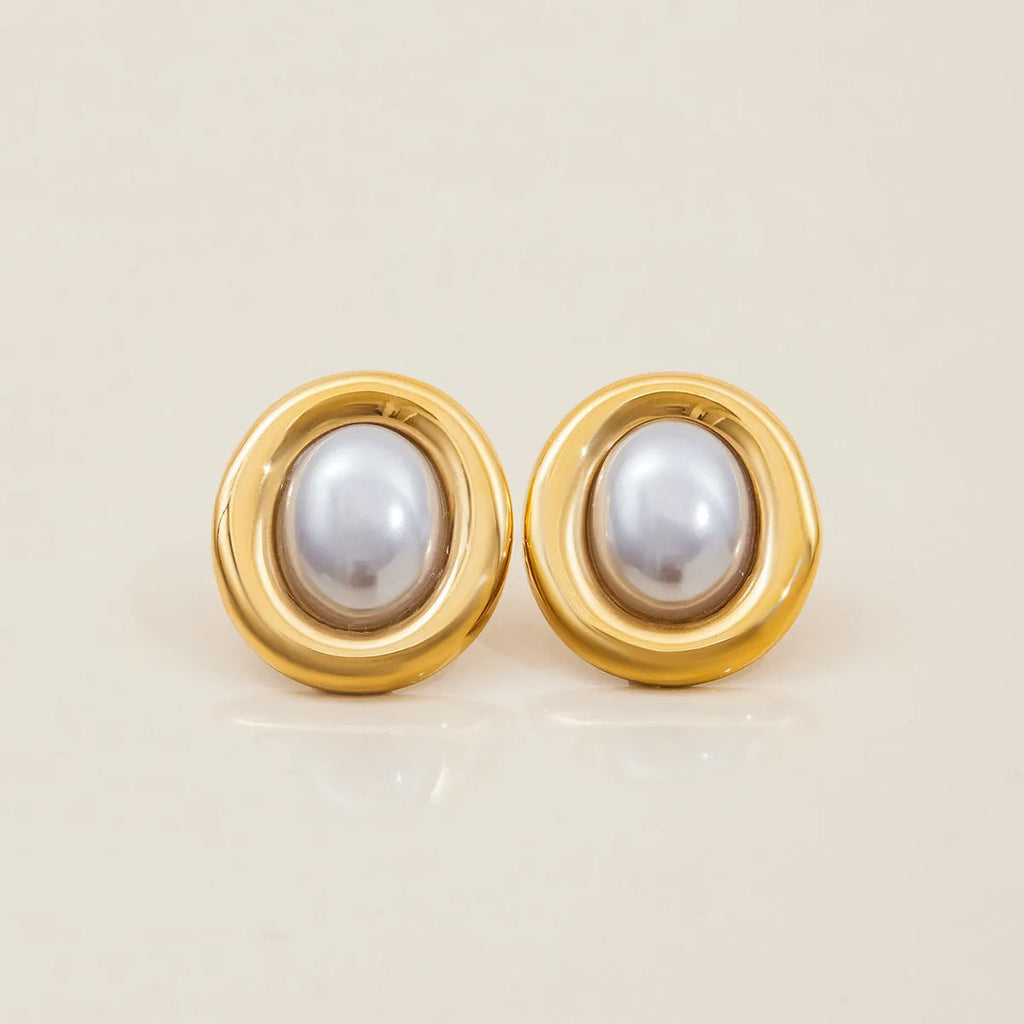 Stainless steel vintage pearl ear studs with electroplated JDE0305051 colour finish