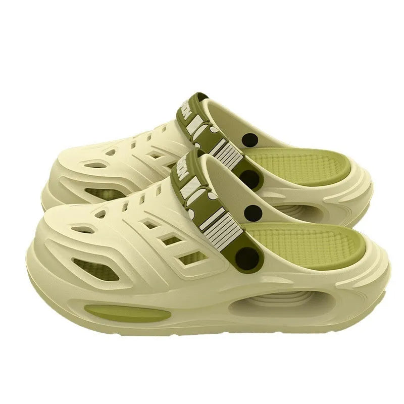 Men's summer outdoor EVA hole slippers in black with non-slip injection-moulded sole and closed toe cap
