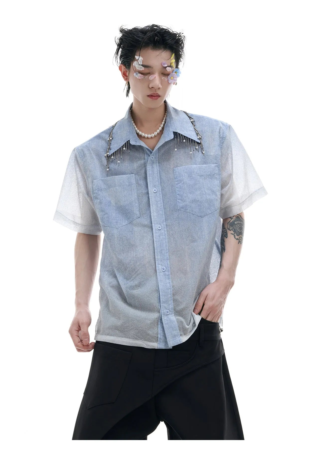 Men's loose blue and white gradient short sleeve shirt with quilted detail.