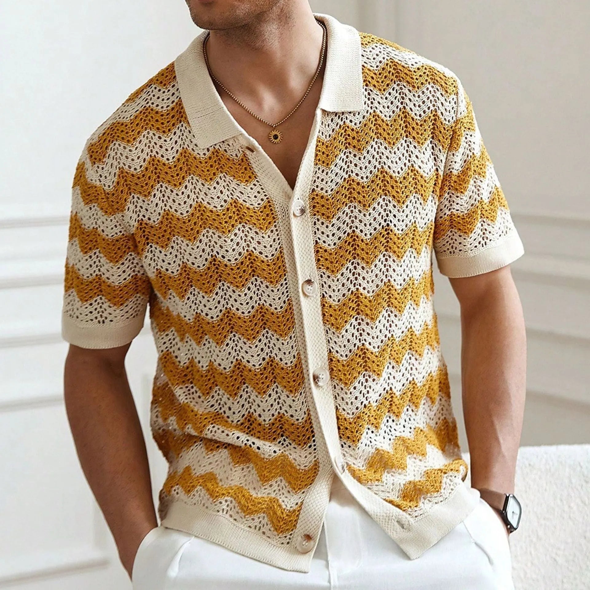 Short sleeve blue jumper with corrugated jacquard texture, made from Tencel viscose for summer.