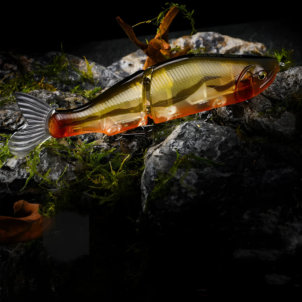 185mm hard plastic fishing lure for bass and pike in one of fifteen colour options