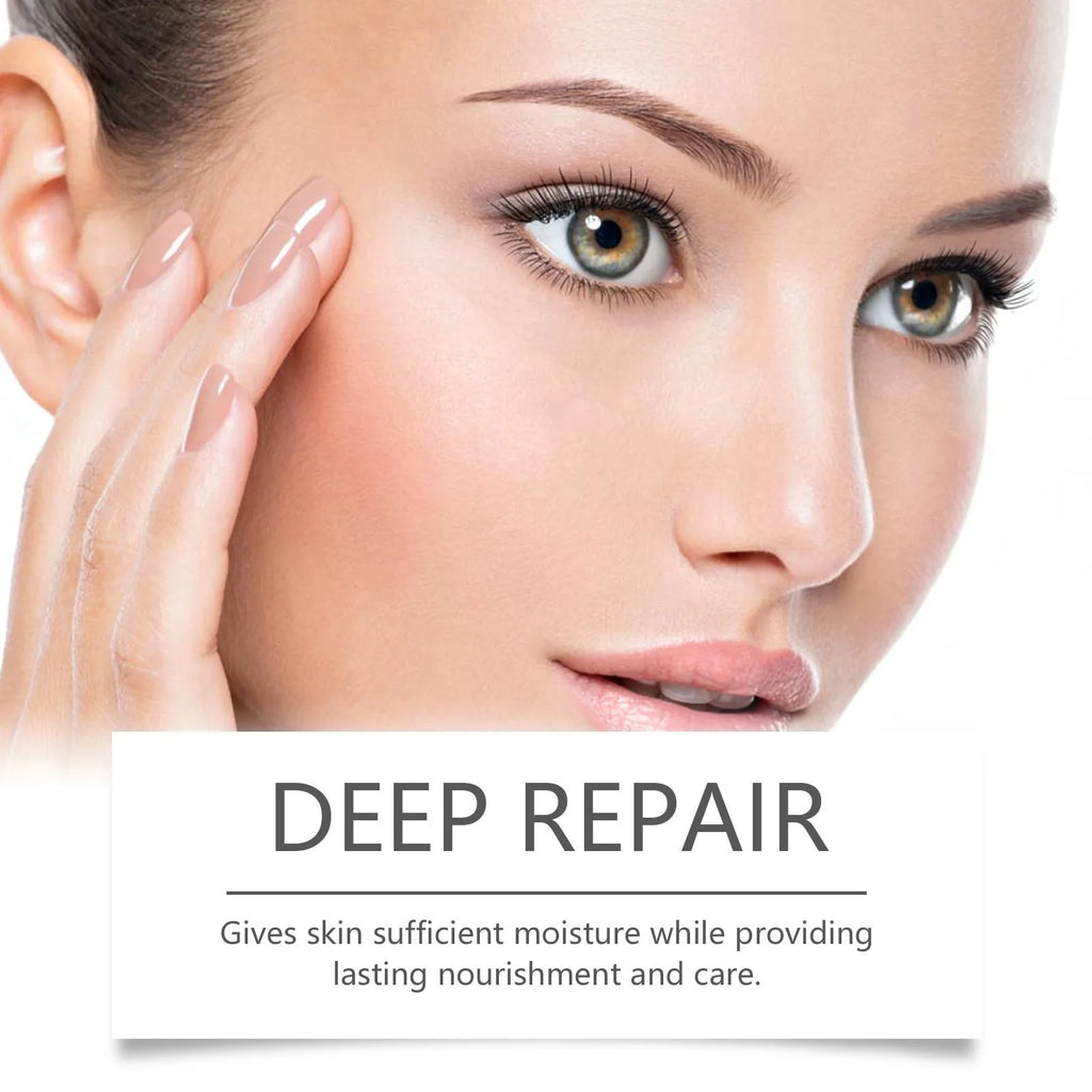 Collagen moisturising skincare set with a gel mask and a 30ml bottle of facial essence.