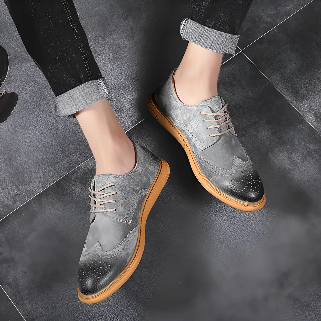 Men's genuine leather low-top business shoes in black with retro lace-up design and a rubber sole.