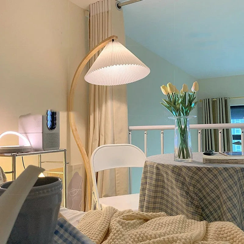 Vertical retro table lamp with three-colour light and choice of log white or wine red lampshade