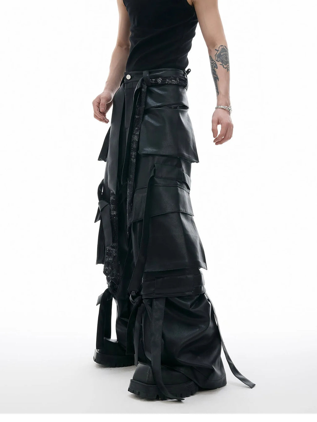 Black loose-fit multi-pocket trousers with quilted stitching detail.