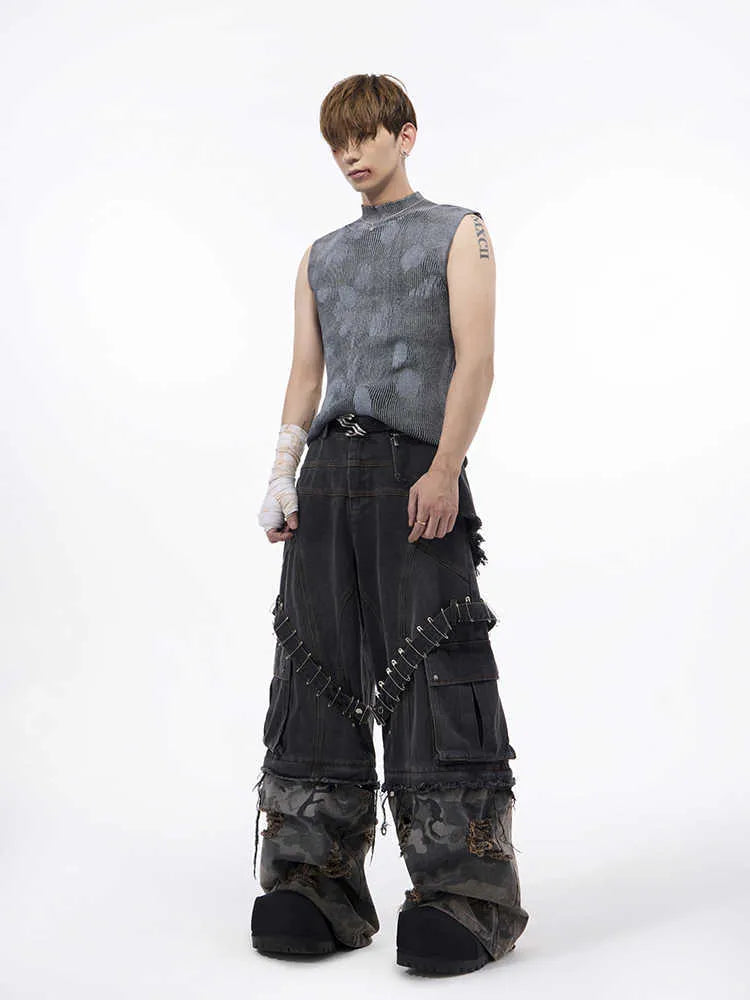 Men's black sleeveless wool vest t-shirt with silver pastebrushing effect and a stand collar