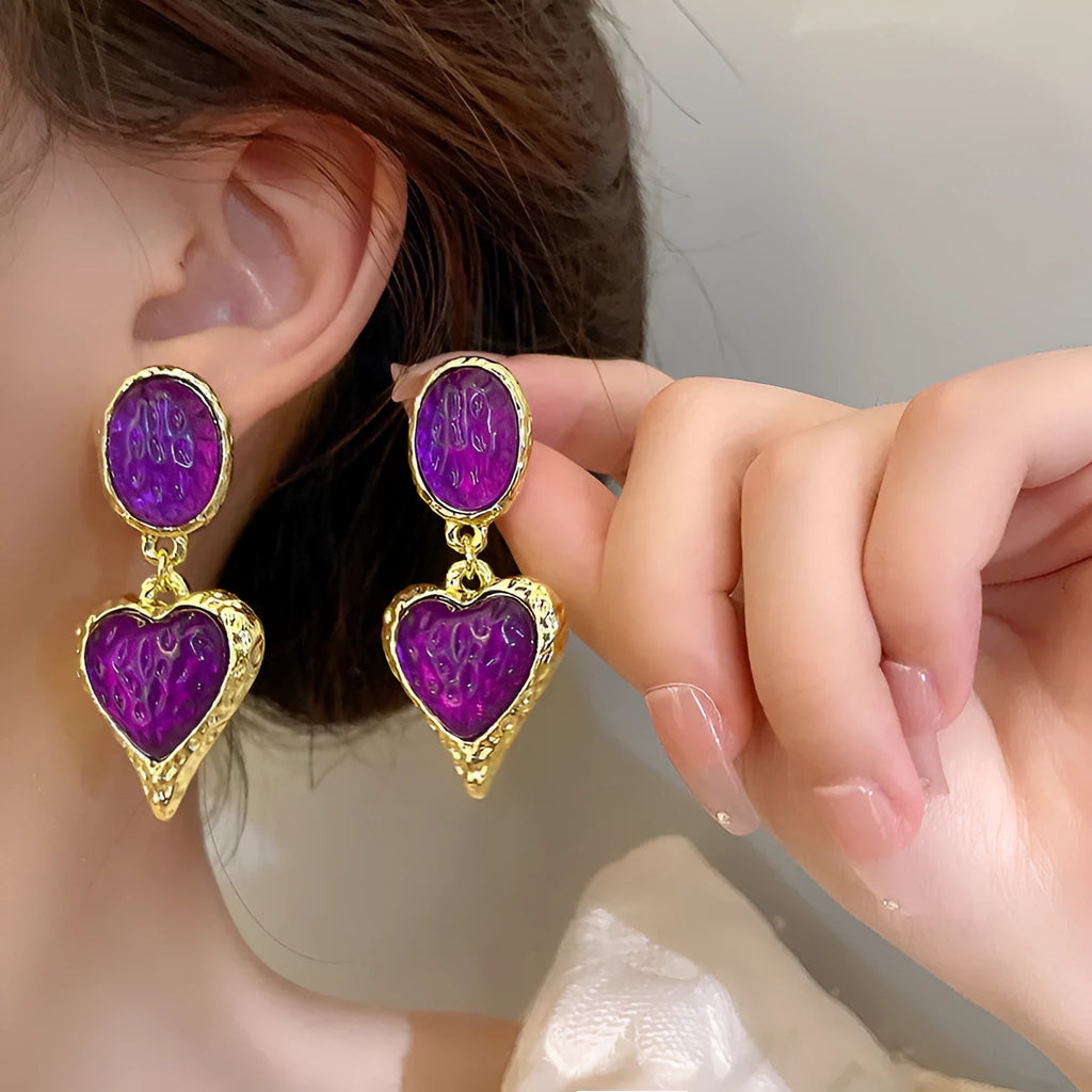Silver needle pleated oval love heart alloy stud earrings in four colour variations