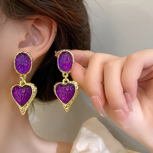 Silver needle pleated oval love heart alloy stud earrings in four colour variations