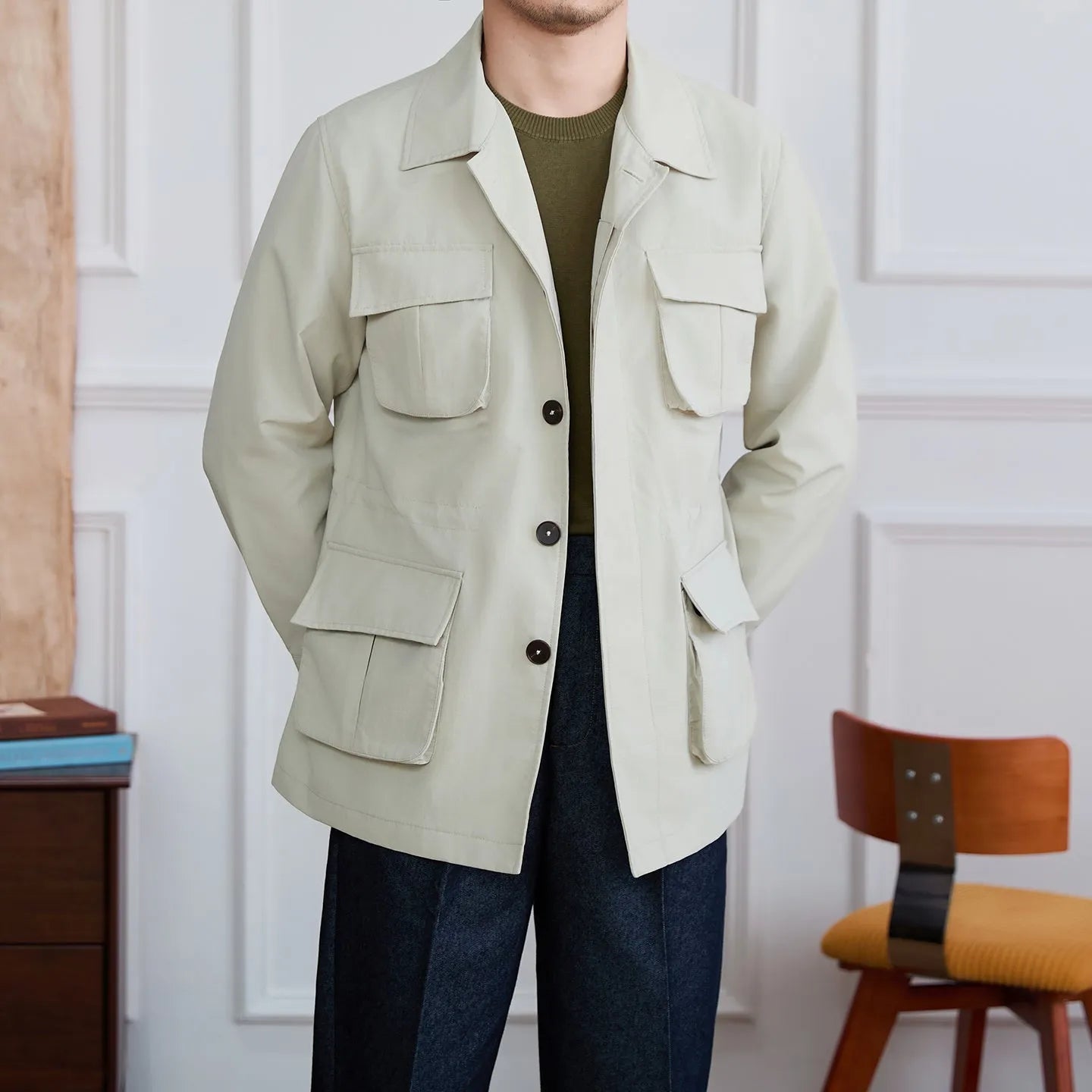 Men's retro casual multi-pocket jacket in beige made of 100% polyamide nylon