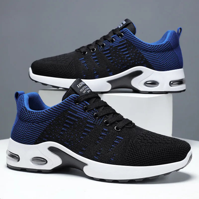 Men's flyknit mesh breathable casual soft sole low-top lace-up sneakers in black and gray