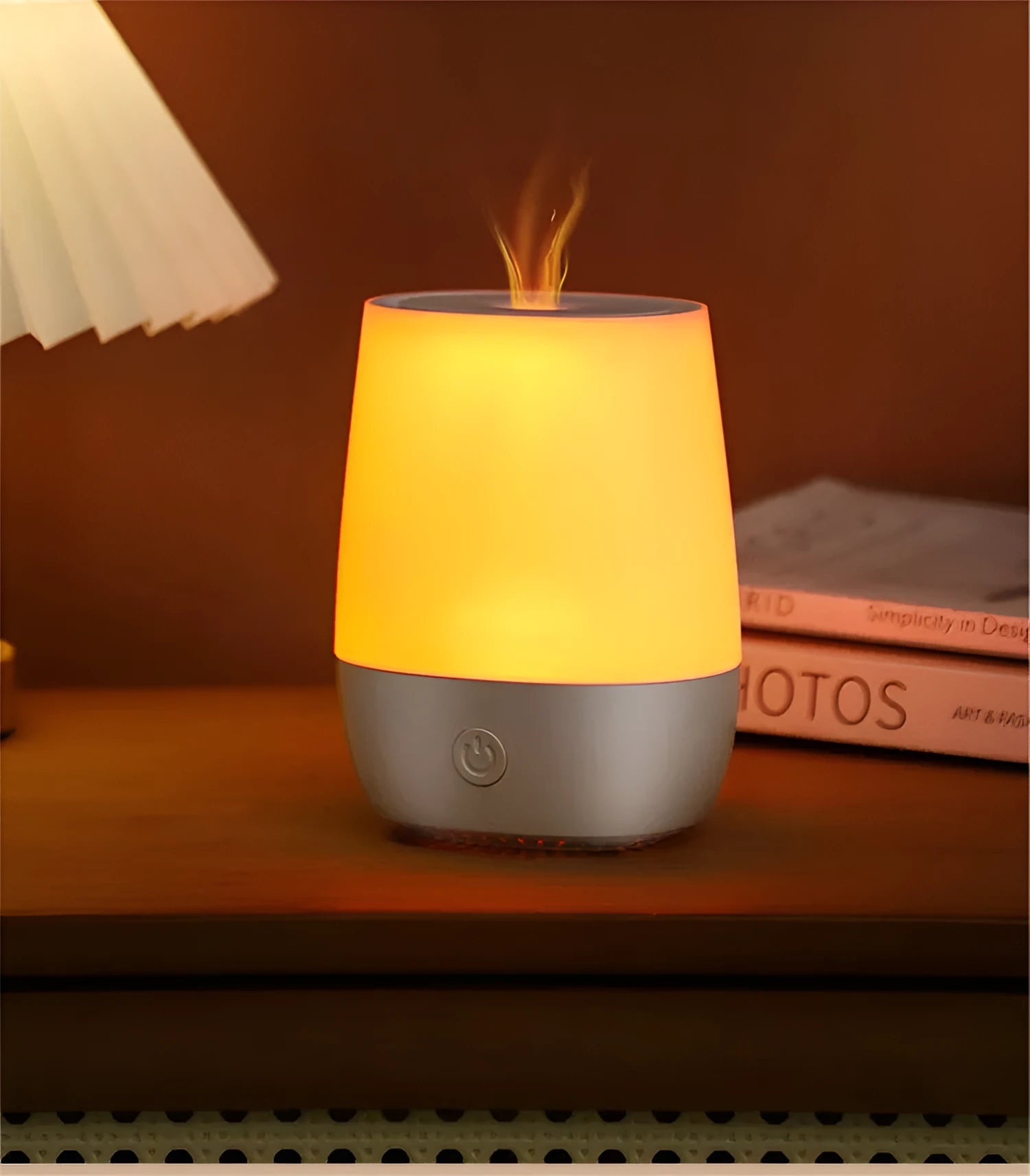 White USB aroma diffuser humidifier with flame effect, 138mm tall with Type-C connection