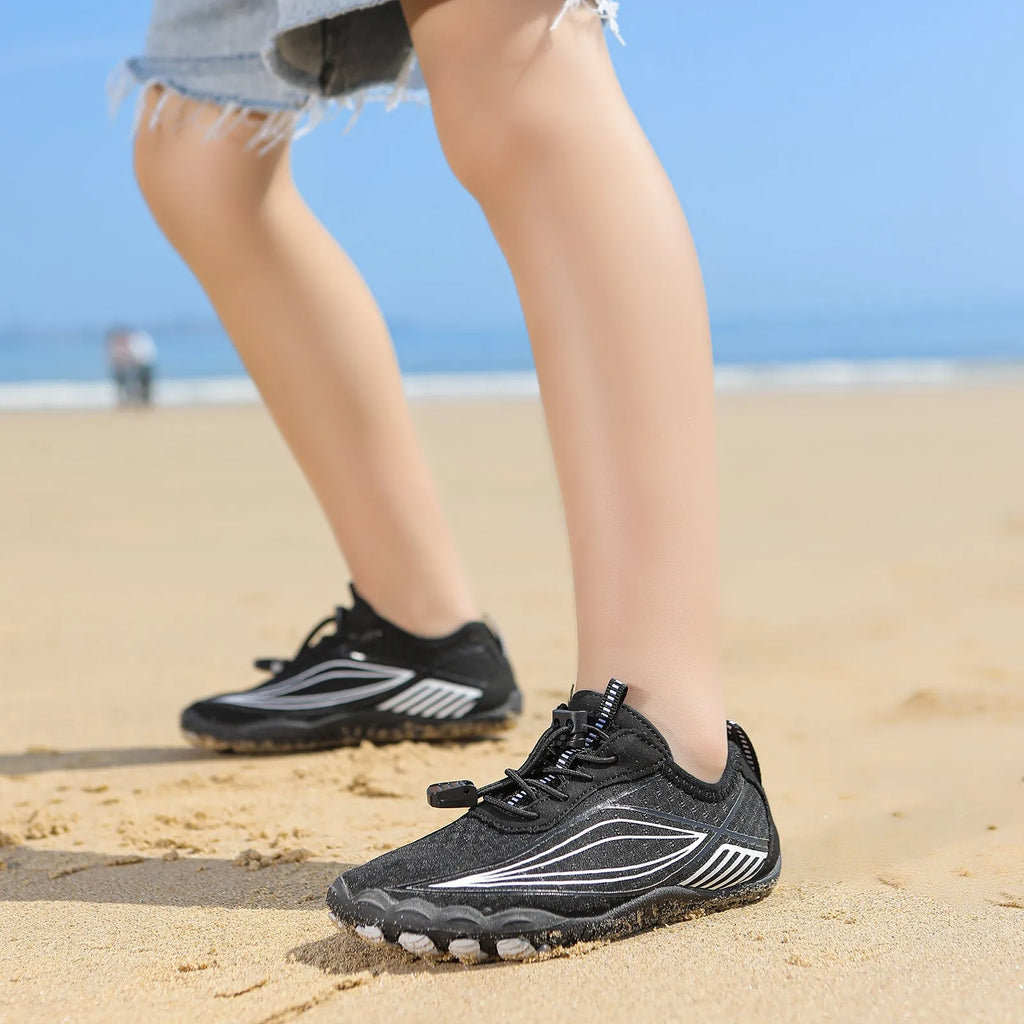 Children's quick-dry wading shoes with non-slip rubber sole in multiple colour options