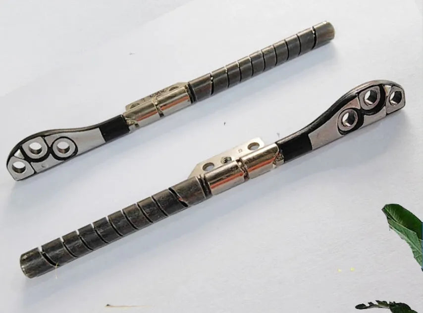 A1286 laptop screen shaft pair for MacBook Pro 15-inch hinge repair.